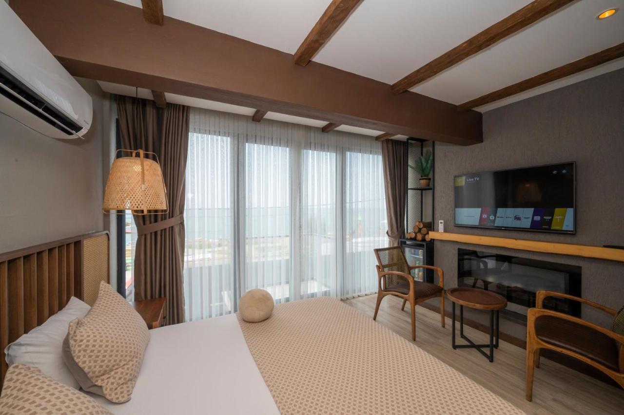 Villa Siesta Hotel Istanbul Airport Karaburun  Bagian luar foto