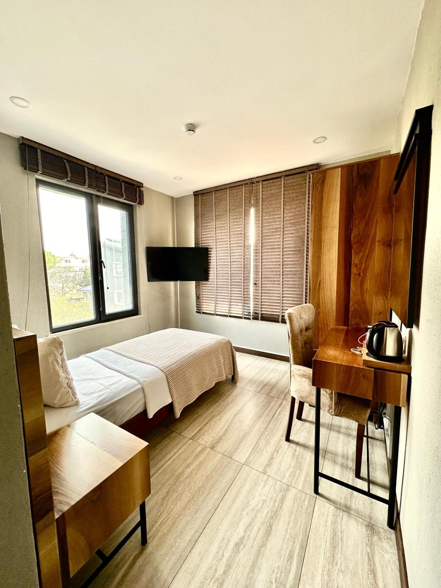 Villa Siesta Hotel Istanbul Airport Karaburun  Bagian luar foto