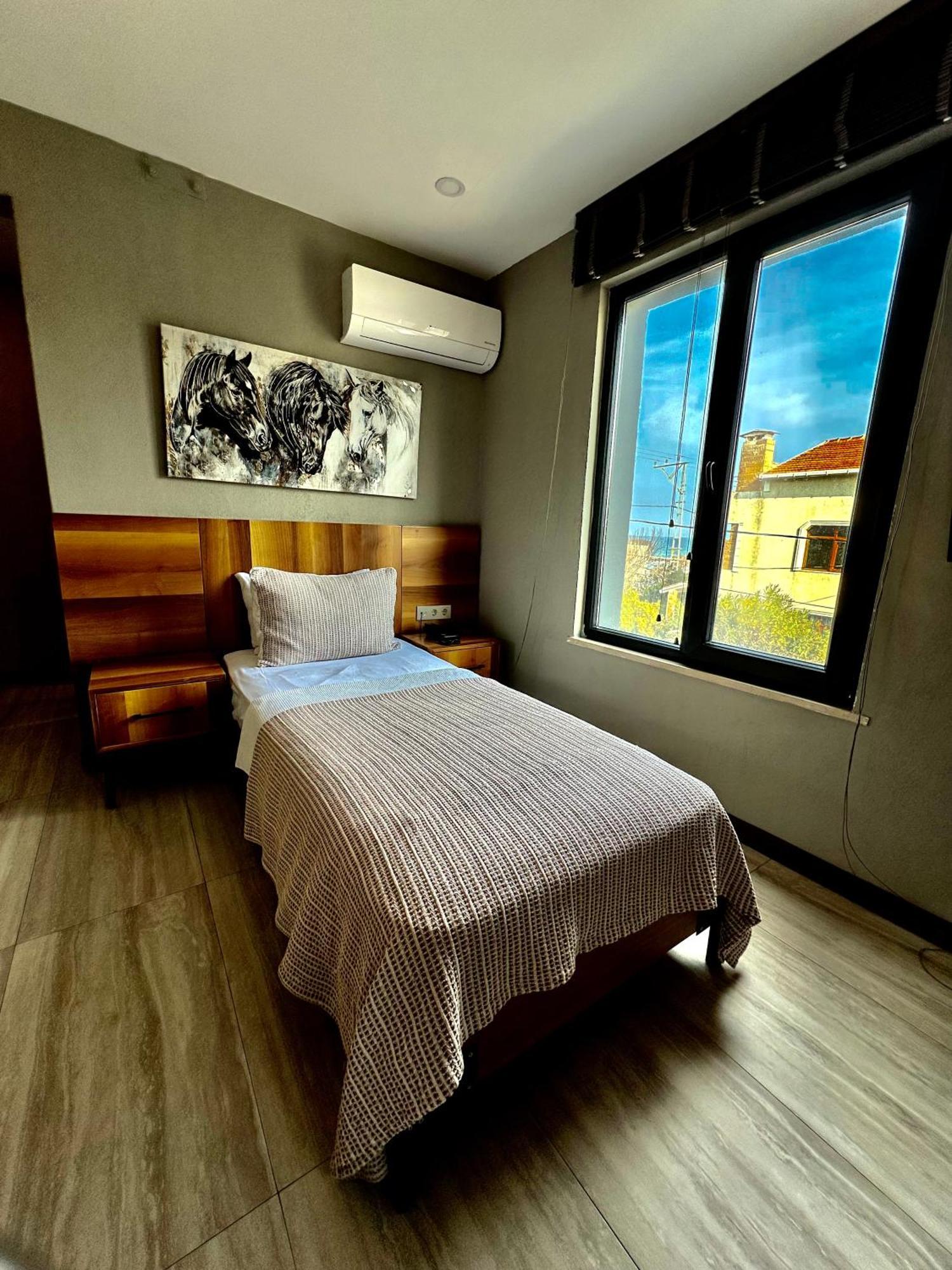 Villa Siesta Hotel Istanbul Airport Karaburun  Bagian luar foto